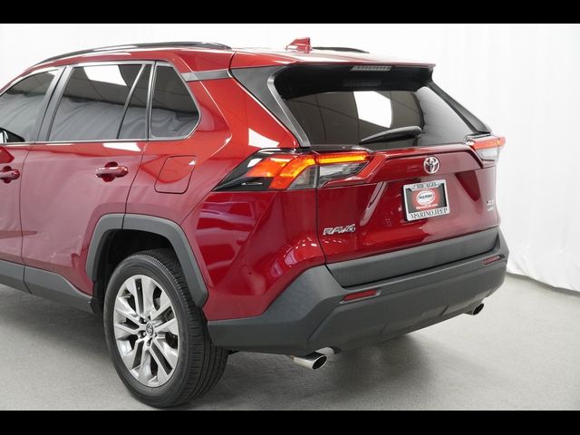 2020 Toyota RAV4 XLE Premium