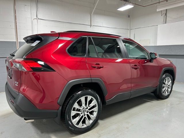 2020 Toyota RAV4 XLE Premium