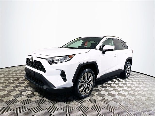 2020 Toyota RAV4 XLE Premium