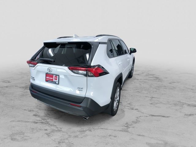 2020 Toyota RAV4 XLE Premium