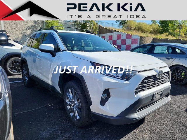 2020 Toyota RAV4 XLE Premium