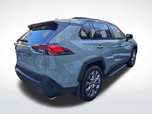 2020 Toyota RAV4 XLE Premium