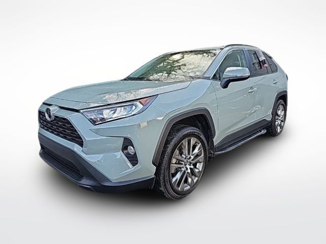 2020 Toyota RAV4 XLE Premium