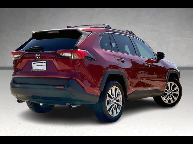 2020 Toyota RAV4 XLE Premium