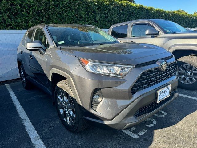 2020 Toyota RAV4 XLE Premium