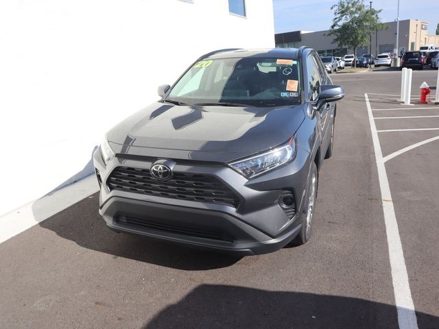 2020 Toyota RAV4 XLE Premium