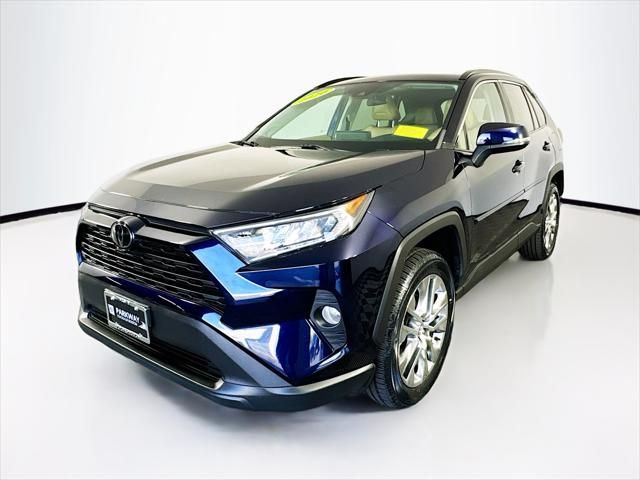 2020 Toyota RAV4 XLE Premium