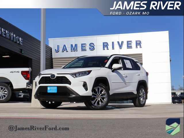 2020 Toyota RAV4 XLE Premium