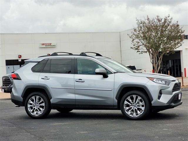 2020 Toyota RAV4 XLE Premium