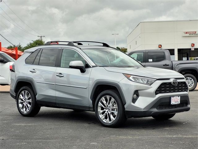 2020 Toyota RAV4 XLE Premium