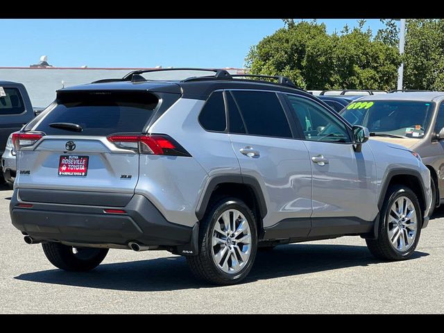 2020 Toyota RAV4 XLE Premium