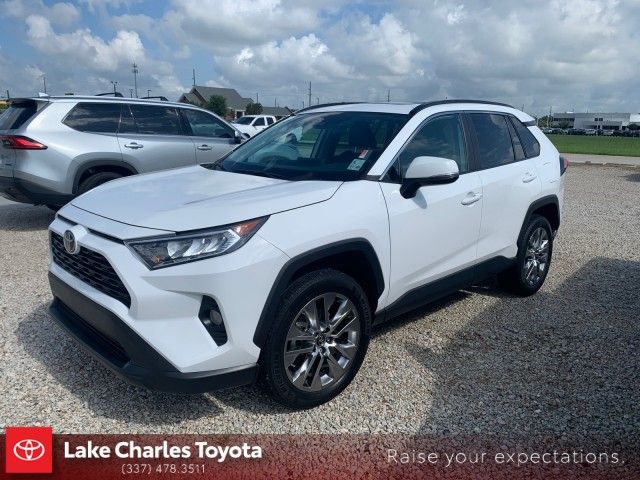 2020 Toyota RAV4 XLE Premium