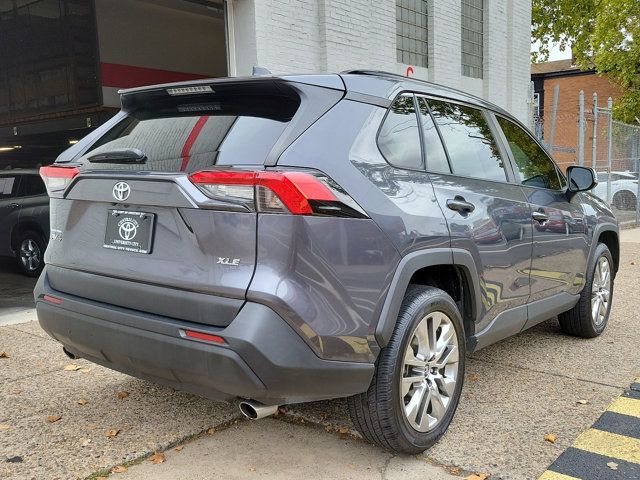 2020 Toyota RAV4 XLE Premium