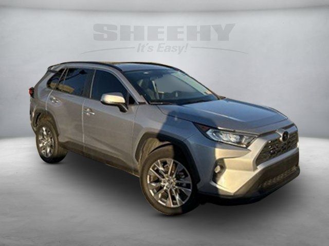 2020 Toyota RAV4 XLE Premium