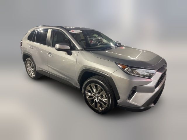 2020 Toyota RAV4 XLE Premium