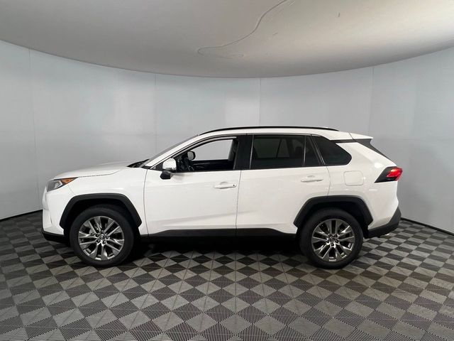 2020 Toyota RAV4 XLE Premium