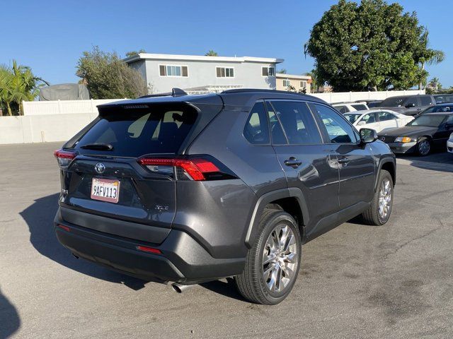 2020 Toyota RAV4 XLE Premium