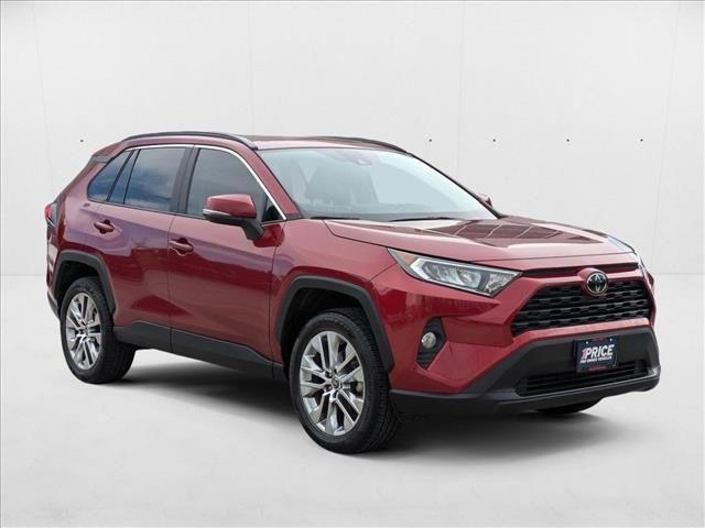 2020 Toyota RAV4 XLE Premium