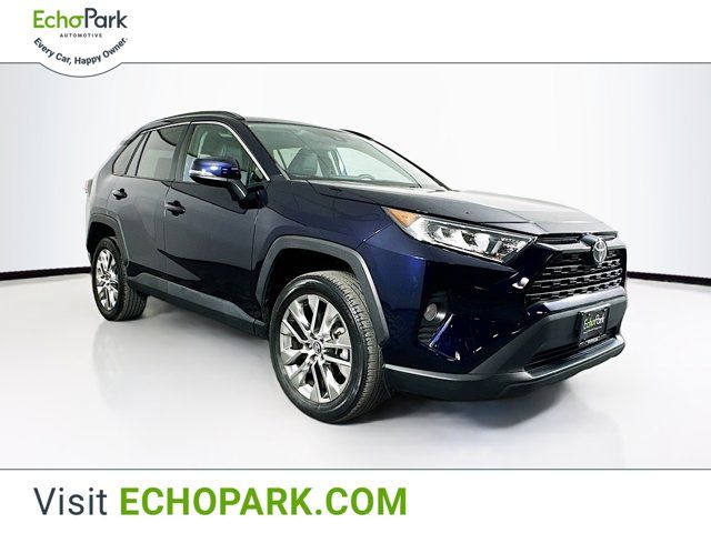 2020 Toyota RAV4 XLE Premium