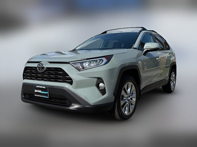 2020 Toyota RAV4 XLE Premium