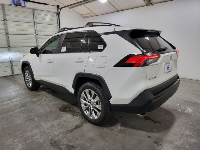 2020 Toyota RAV4 XLE Premium