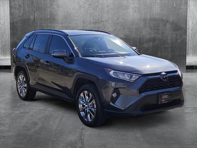 2020 Toyota RAV4 XLE Premium