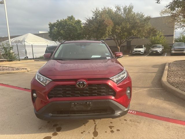 2020 Toyota RAV4 XLE Premium