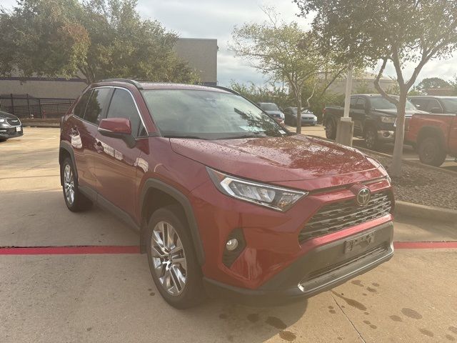 2020 Toyota RAV4 XLE Premium