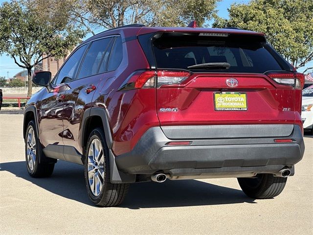 2020 Toyota RAV4 XLE Premium