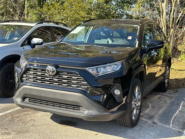 2020 Toyota RAV4 XLE Premium