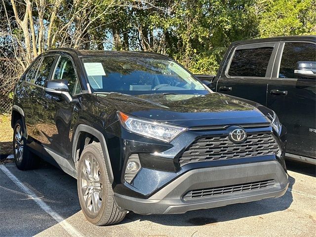 2020 Toyota RAV4 XLE Premium