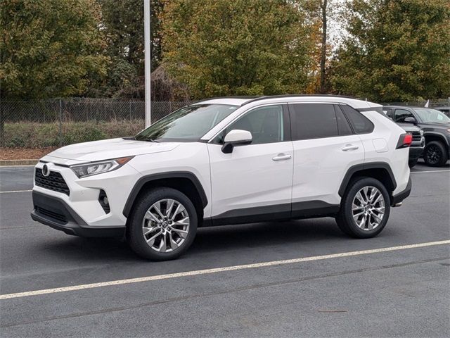 2020 Toyota RAV4 XLE Premium