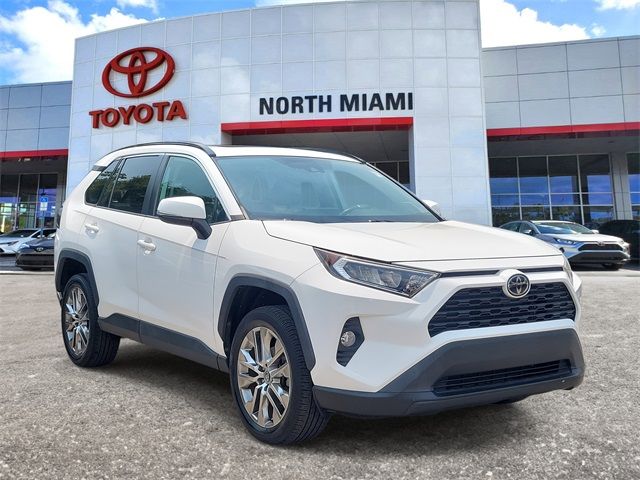 2020 Toyota RAV4 XLE Premium