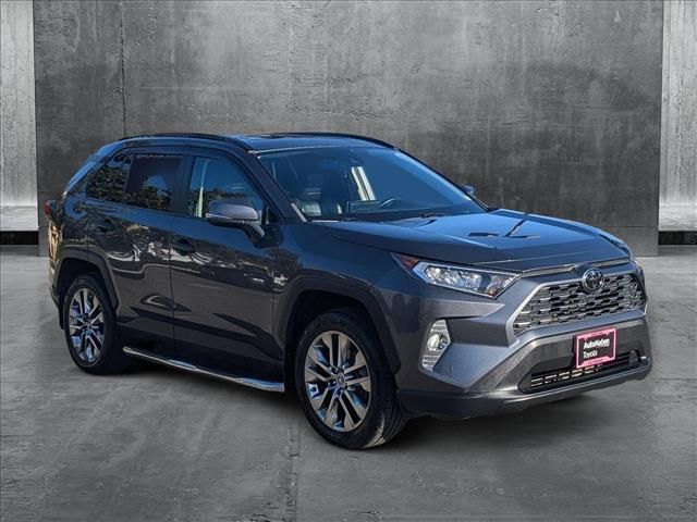 2020 Toyota RAV4 XLE Premium