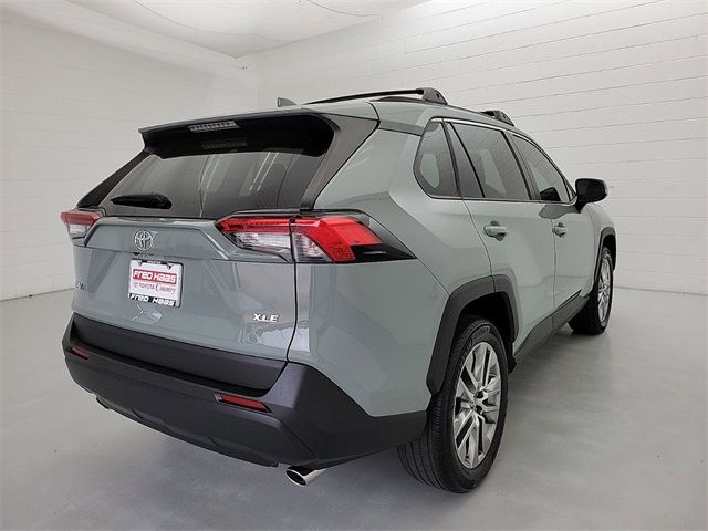 2020 Toyota RAV4 XLE Premium