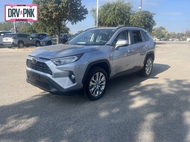 2020 Toyota RAV4 XLE Premium