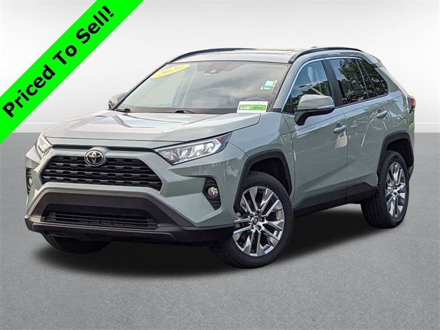 2020 Toyota RAV4 XLE Premium