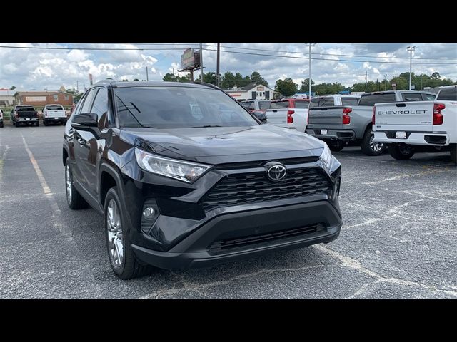 2020 Toyota RAV4 XLE Premium