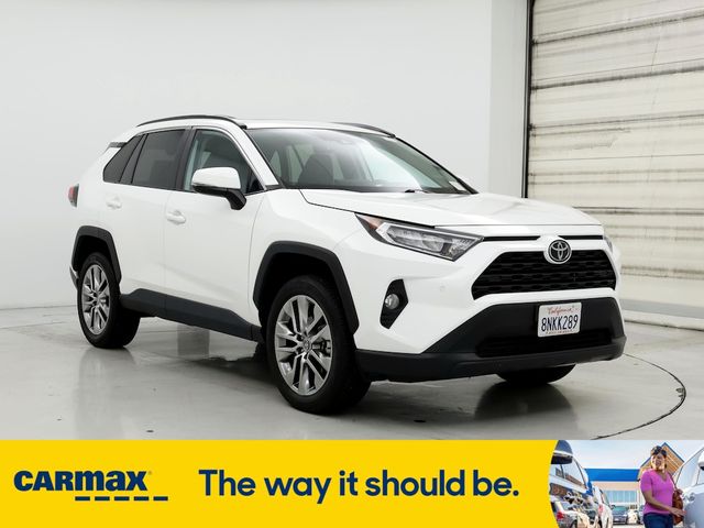 2020 Toyota RAV4 XLE Premium