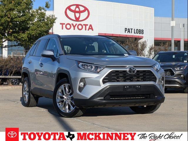 2020 Toyota RAV4 XLE Premium