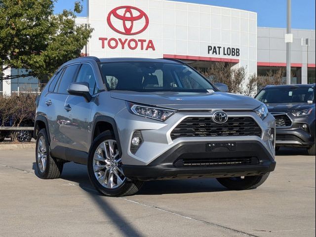 2020 Toyota RAV4 XLE Premium