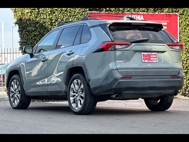 2020 Toyota RAV4 XLE Premium