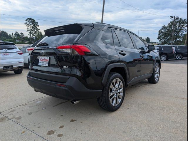 2020 Toyota RAV4 XLE Premium