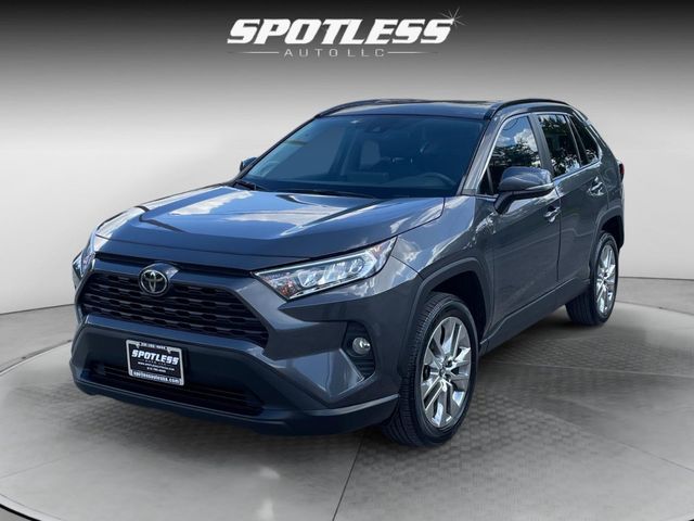 2020 Toyota RAV4 XLE Premium