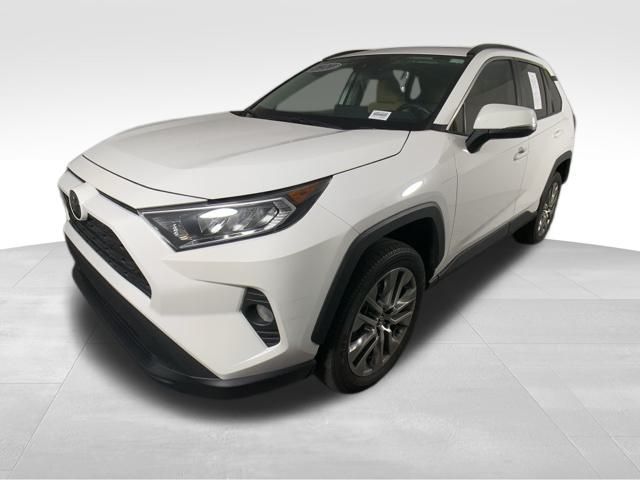 2020 Toyota RAV4 XLE Premium