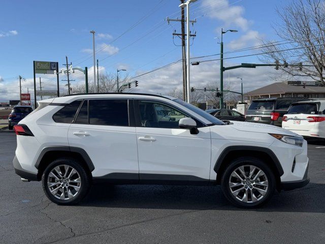 2020 Toyota RAV4 XLE Premium