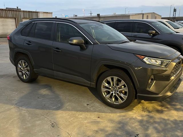 2020 Toyota RAV4 XLE Premium