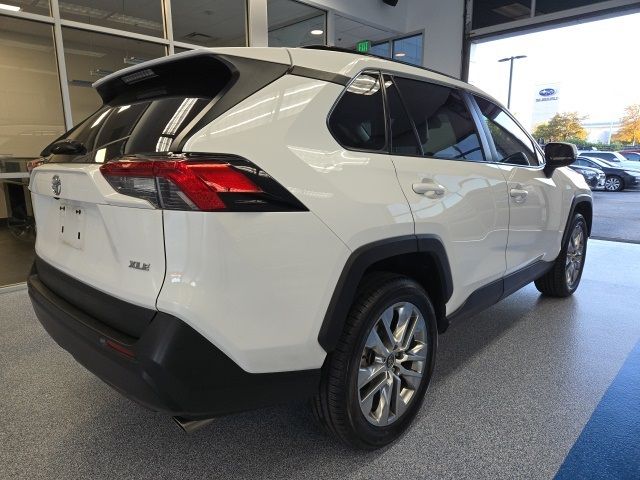 2020 Toyota RAV4 XLE Premium