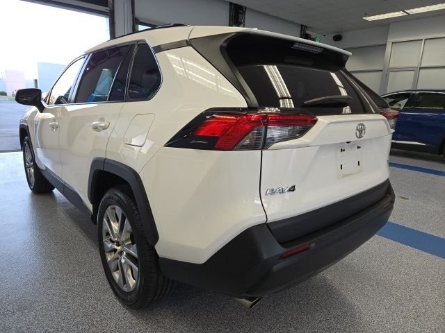 2020 Toyota RAV4 XLE Premium