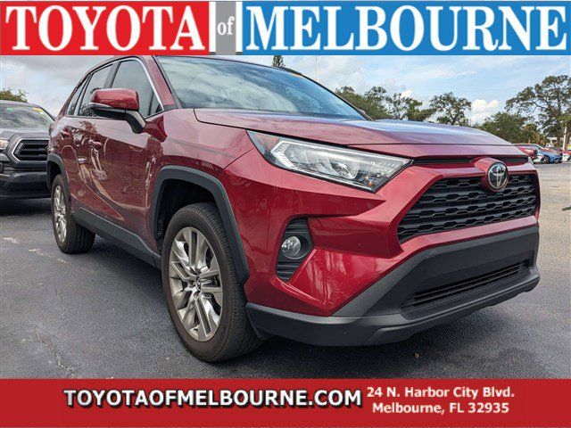 2020 Toyota RAV4 XLE Premium